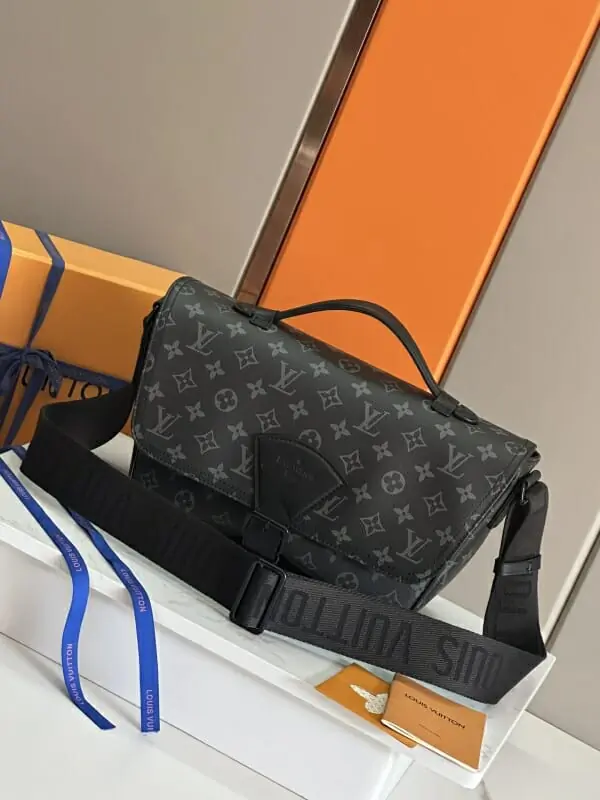 louis vuitton aaa homme mini sac a main s_1210353